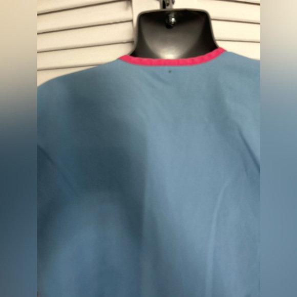 Mobb medical scrub top and bottom set XS top and XS Tall pants -blue and pink - Picture 4 of 10